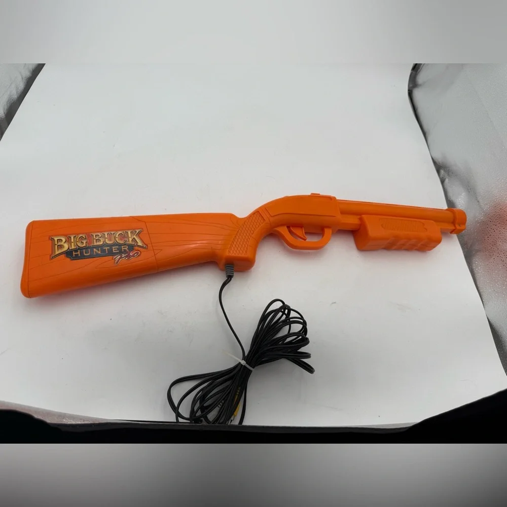 Big Buck Pro Arcade TV Video Game Gun Only No Sensor -Orange 2009 Jakks Pacific,